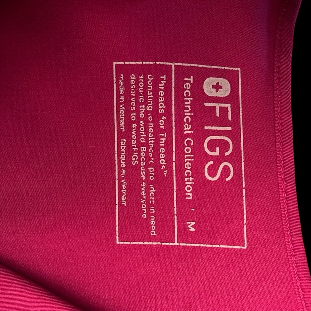 Figs Women’s Casma Three-Pocket Scrub Top - Raspb… - image 3